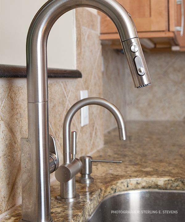 Fresno Single Handle Kitchen Faucet with Lever Handle